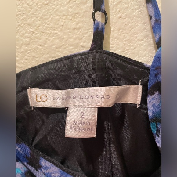 Lauren Conrad  |   Dress - Picture 5 of 5